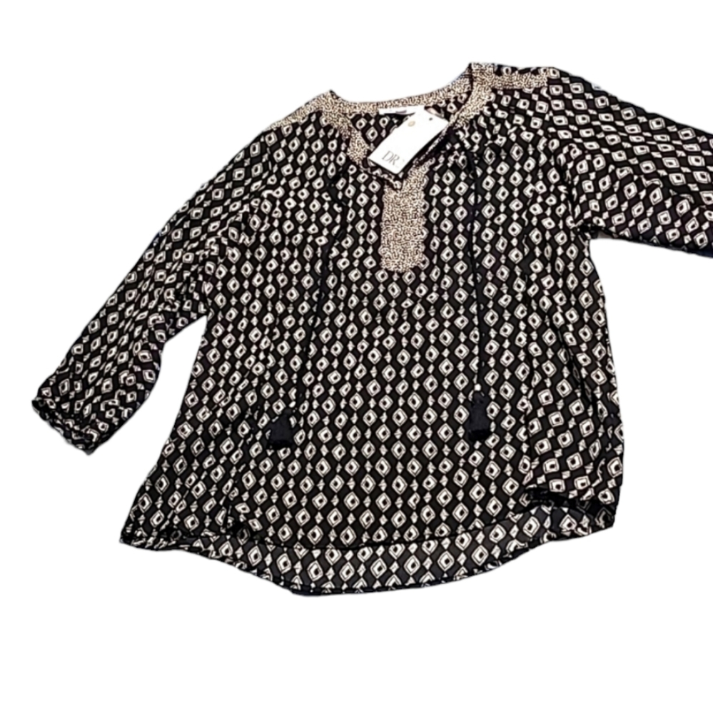 DR2 BY DANIEL RAINN Printed Tassel Tunic Top - Picture 16 of 16